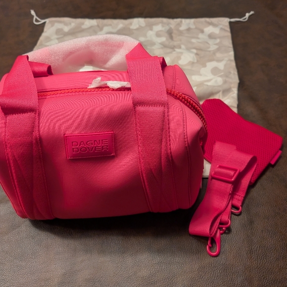 Dagne Dover Small Landon Carryall in Hottest Pink NWT - Picture 2 of 12